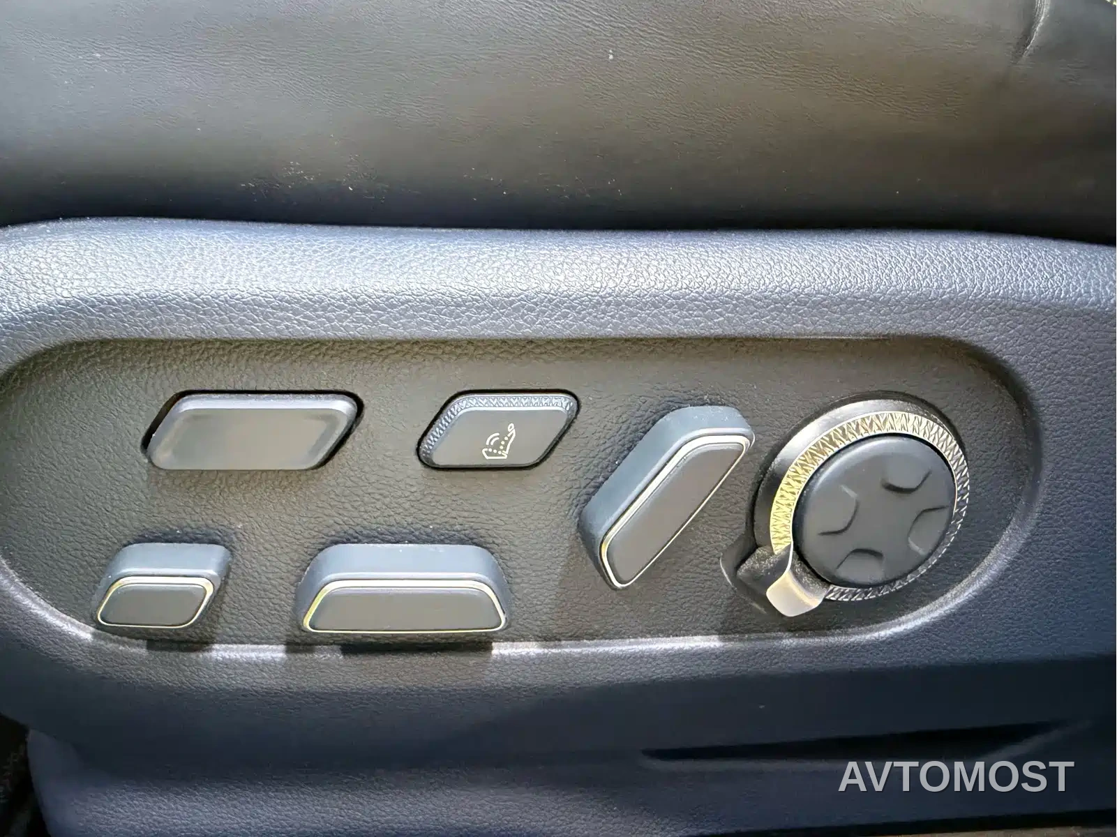 Genesis GV60 2023 Dual Motor AWD High Performance Flagship — фото 24