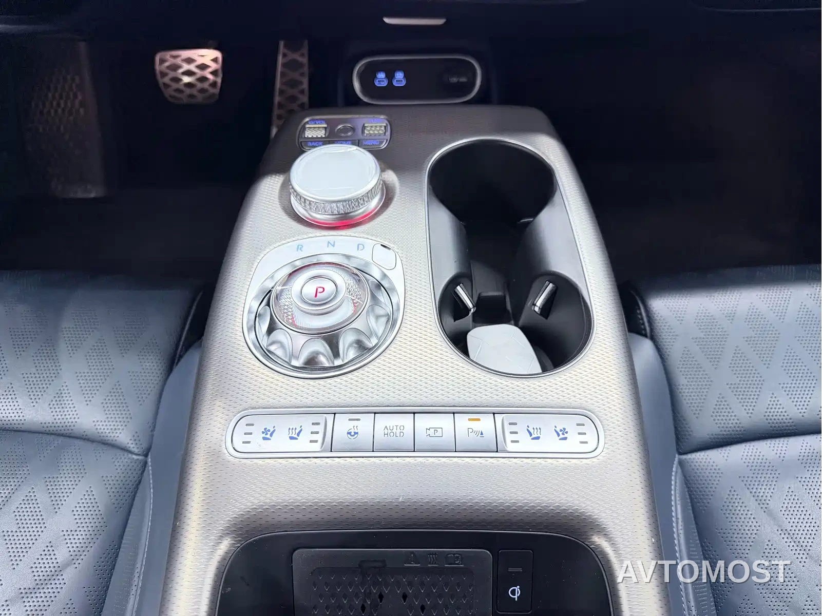 Genesis GV60 2023 Dual Motor AWD High Performance Flagship — фото 30