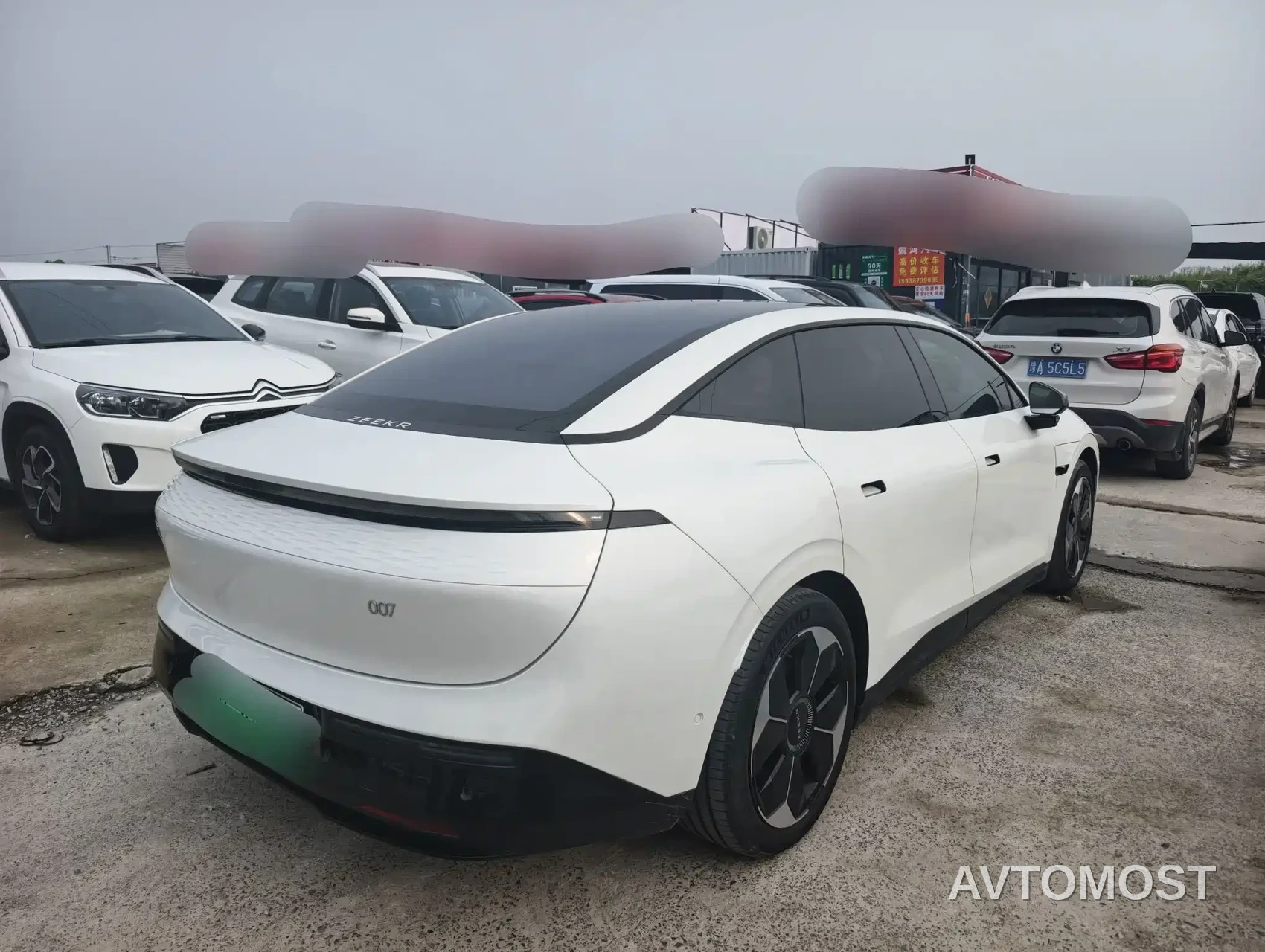 Zeekr 007 2024 Rear-Wheel Drive 75kWh — фото 11