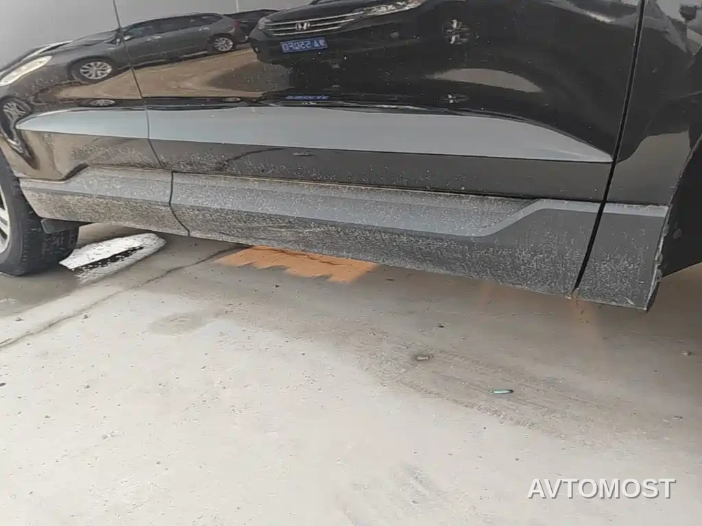 Ford Edge 2022 PLUS EcoBoost 245 AWD Platinum Sharp 7-Seater — фото 10