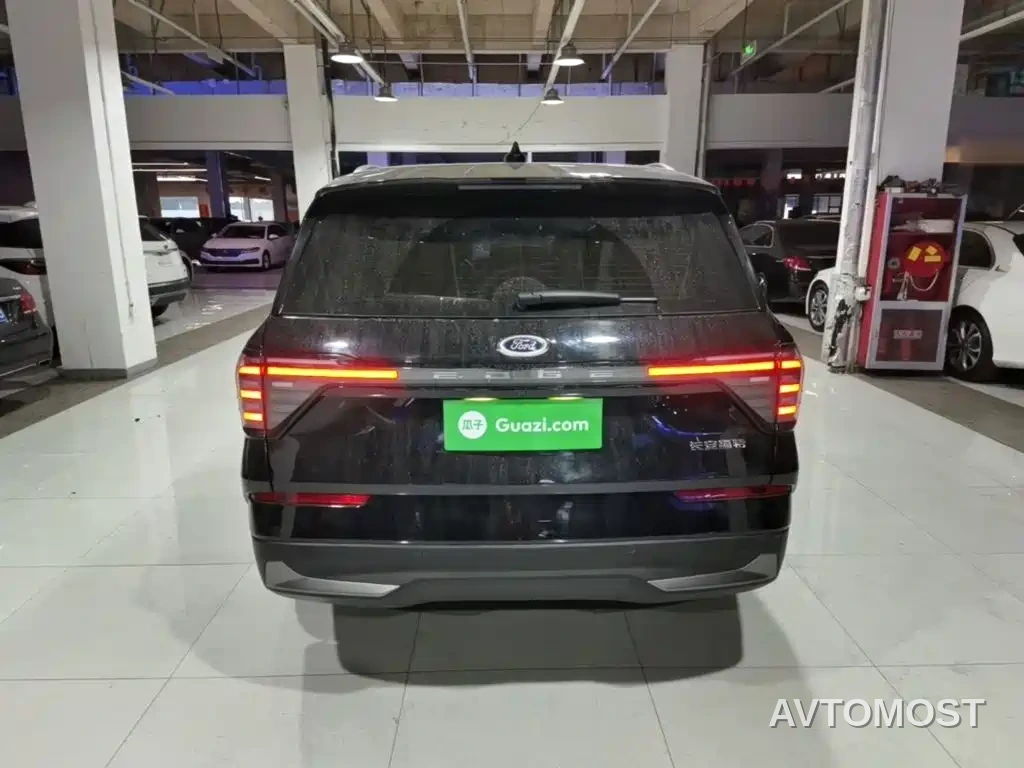 Ford Edge 2023 Edge L 2.0T EcoBoost FWD 7-Seater Luxury — фото 5