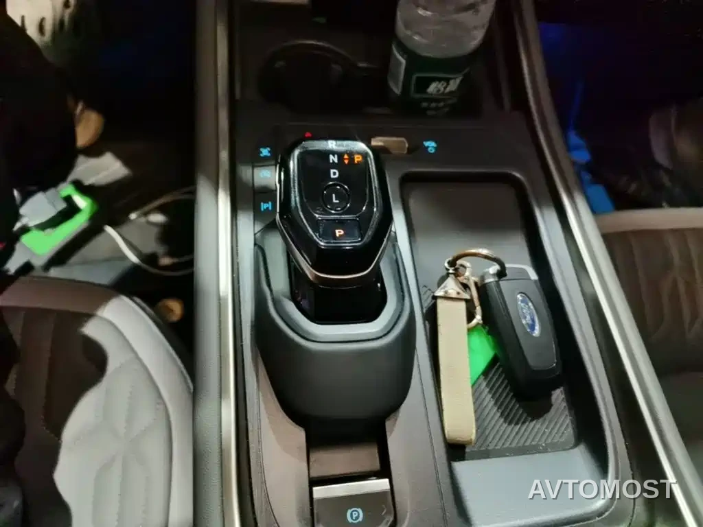Ford Edge 2023 Edge L 2.0T EcoBoost FWD 7-Seater Luxury — фото 13