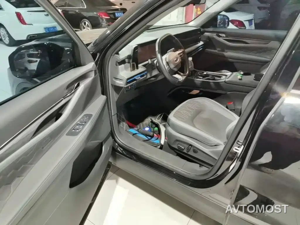 Ford Edge 2023 Edge L 2.0T EcoBoost FWD 7-Seater Luxury — фото 15