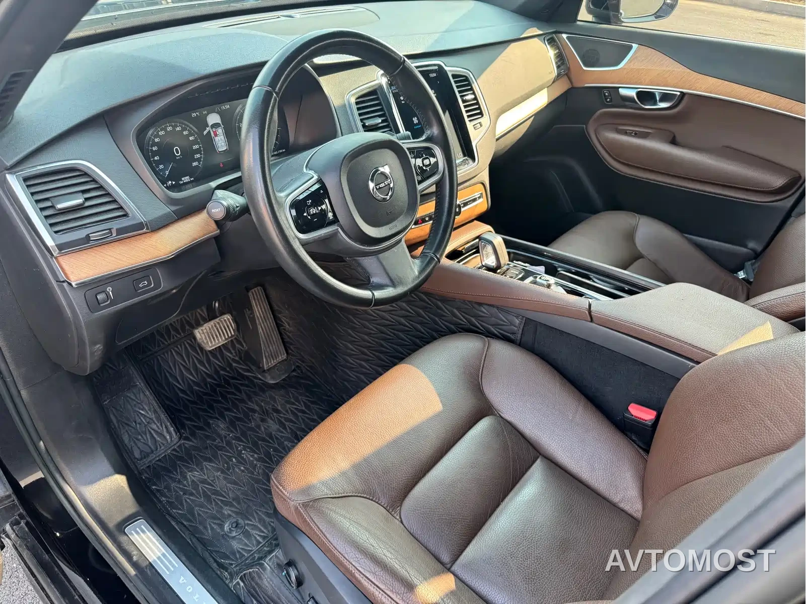 Volvo XC90 2022 B5 Smart Luxury 7-Seater — фото 4
