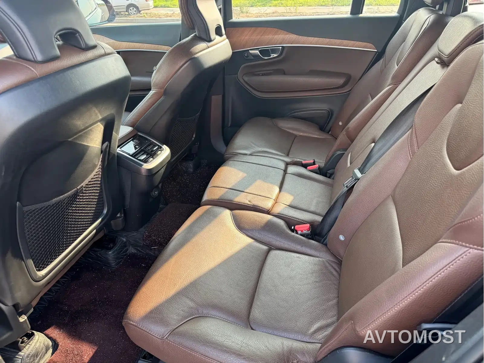 Volvo XC90 2022 B5 Smart Luxury 7-Seater — фото 6