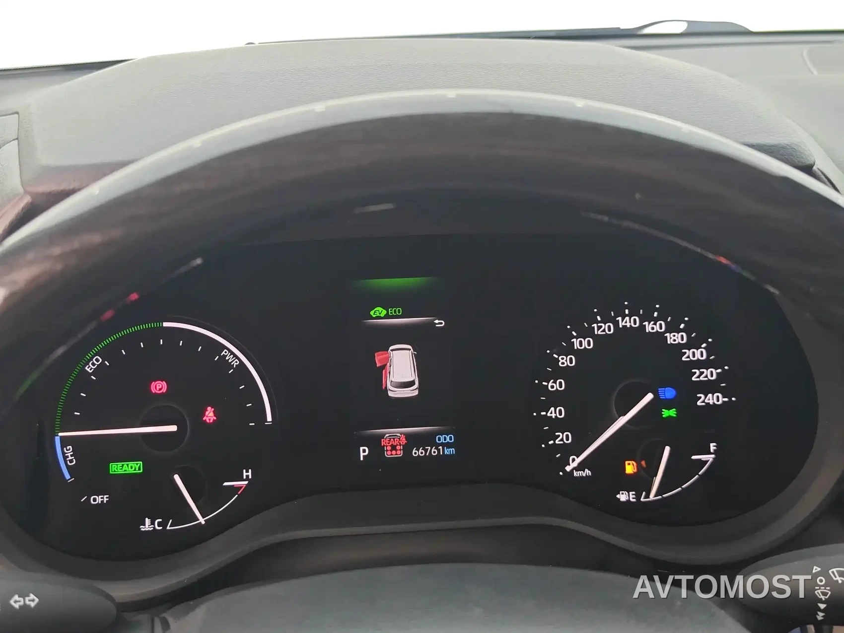Toyota Granvia 2023 2.5L Hybrid Comfort Edition — фото 25