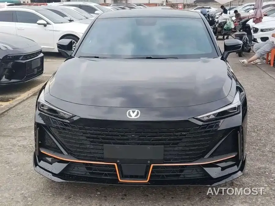 Changan UNI-V 2022 1.5T Sport Edition