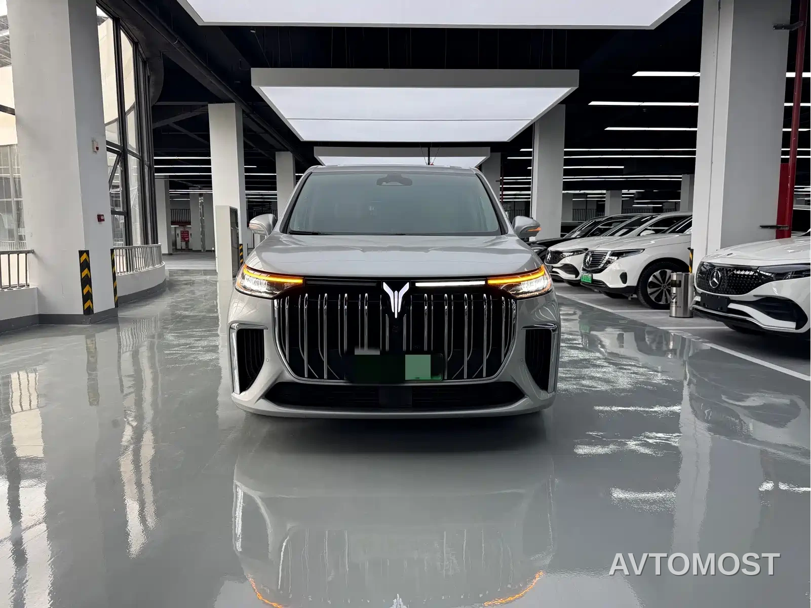 Voyah Dreamer 2022 Low-carbon Edition Think+Smart Driving Package — фото 2