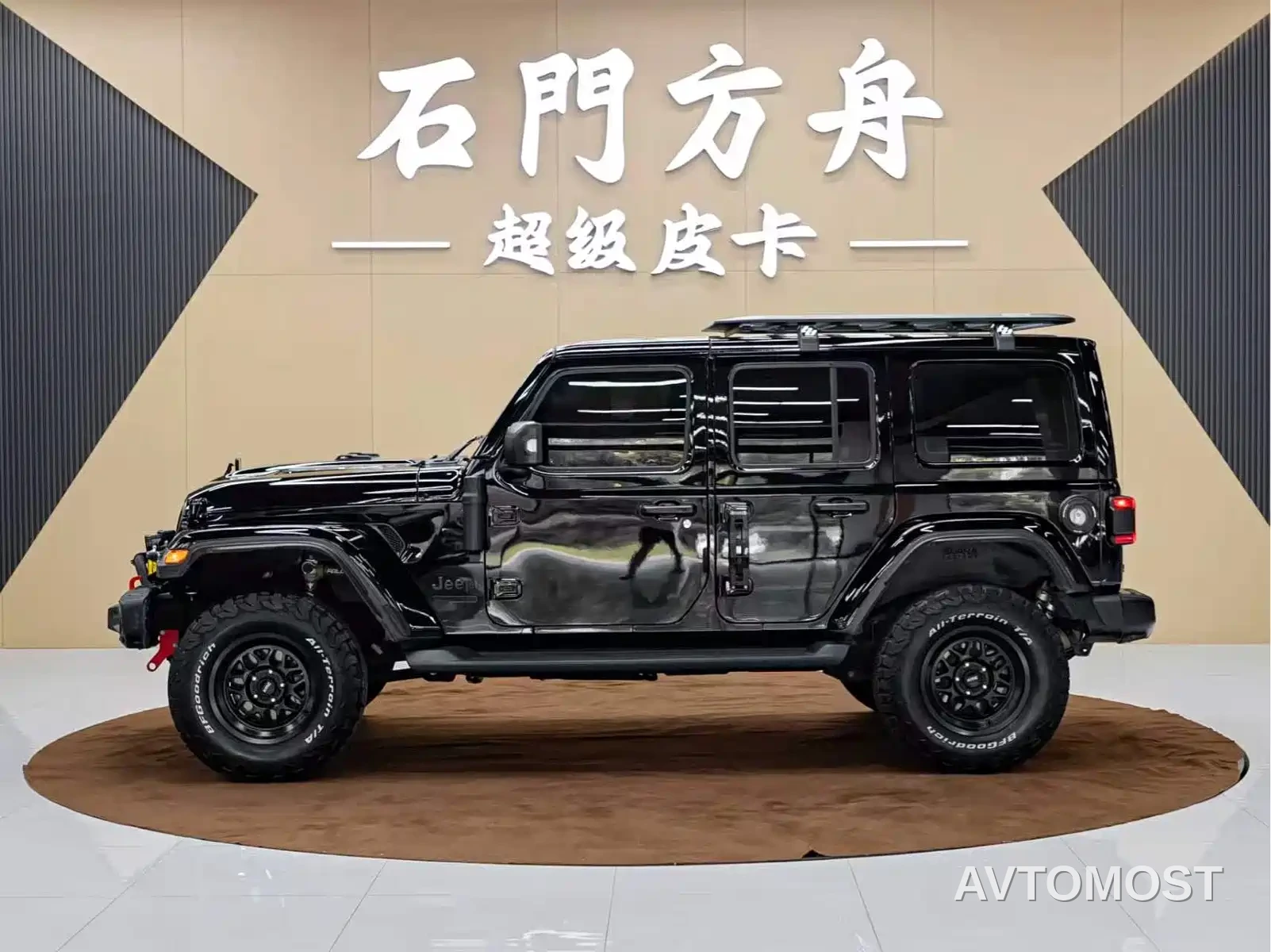 Jeep Wrangler 2022 2.0T Highland 4-Door — фото 2