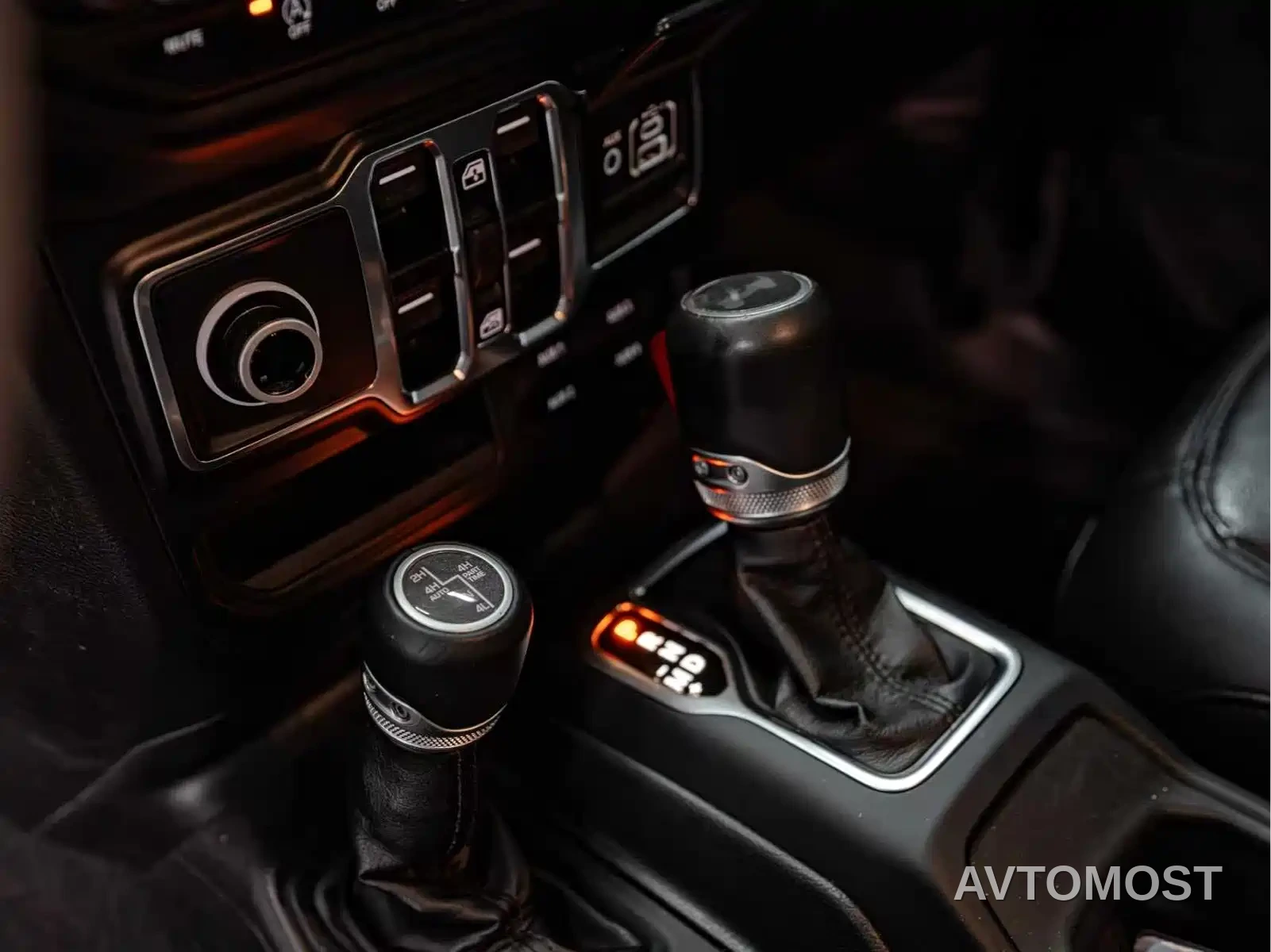 Jeep Wrangler 2022 2.0T Highland 4-Door — фото 12