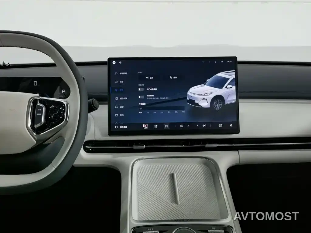 Geely Galaxy Starship 7 EM-i 2025 Model 120km Voyage+ Edition — фото 10