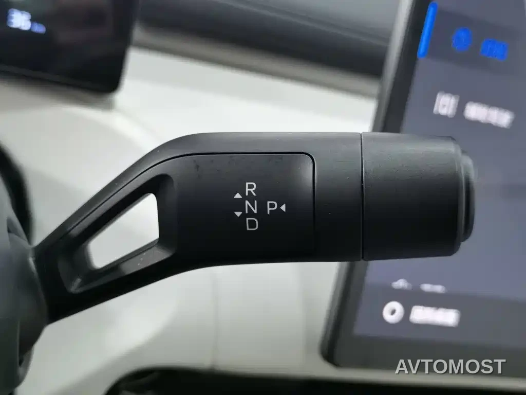 Geely Galaxy Starship 7 EM-i 2025 Model 120km Voyage+ Edition — фото 11