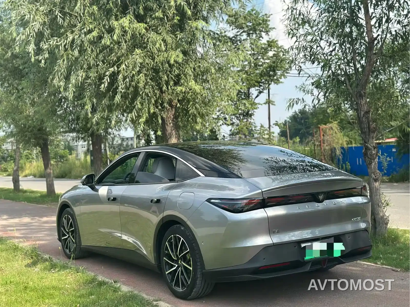 Arcfox Alpha S5 2025 Model 560MAX 185kW — фото 7