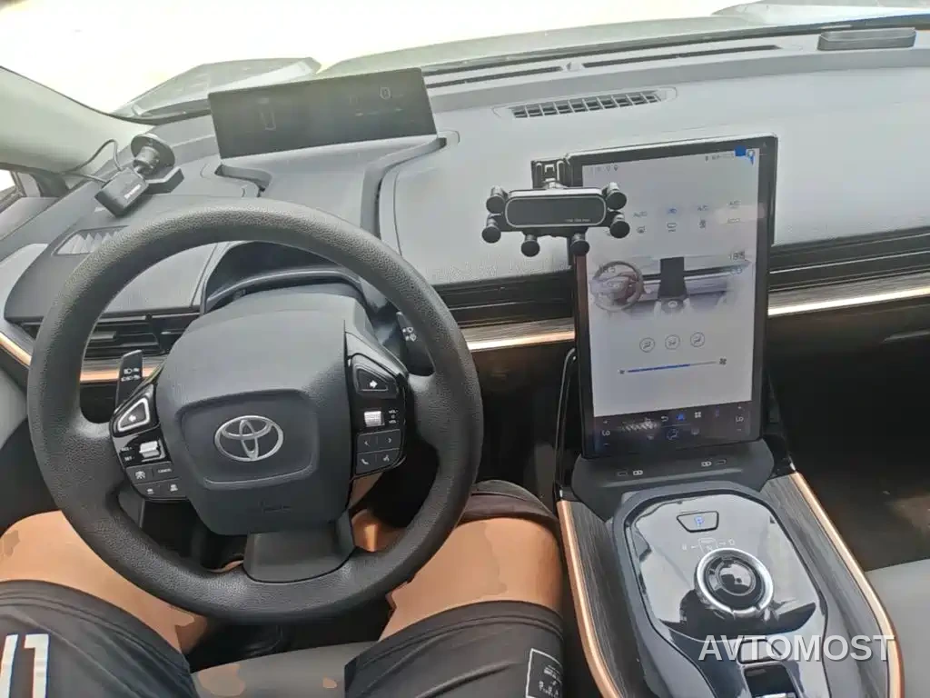 Toyota bZ3 2024 517km Elite PRO — фото 10