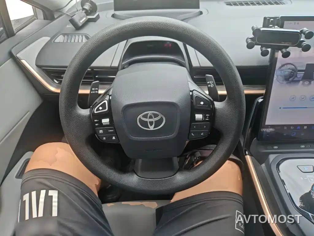 Toyota bZ3 2024 517km Elite PRO — фото 11