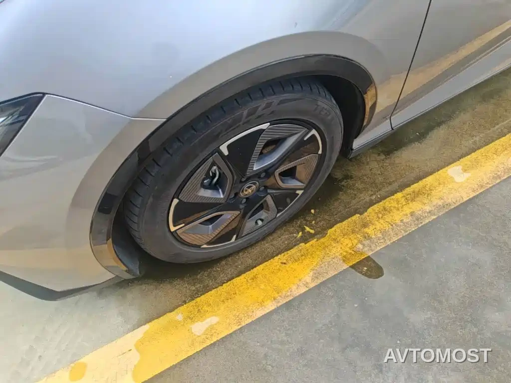 Toyota bZ3 2024 517km Elite PRO — фото 22