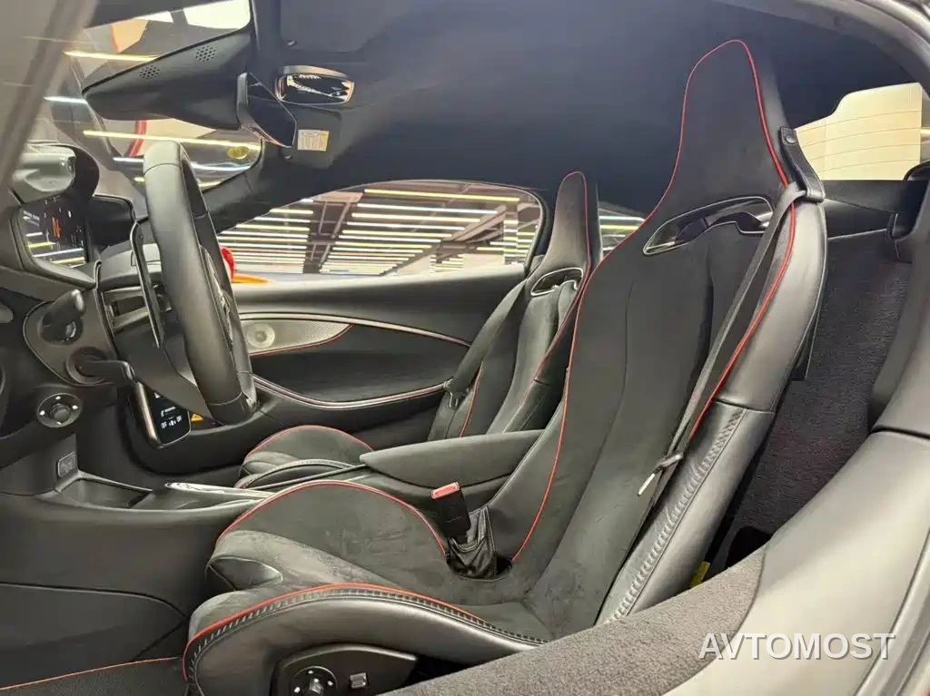 McLaren Artura 2023 3.0T Hybrid Standard — фото 2