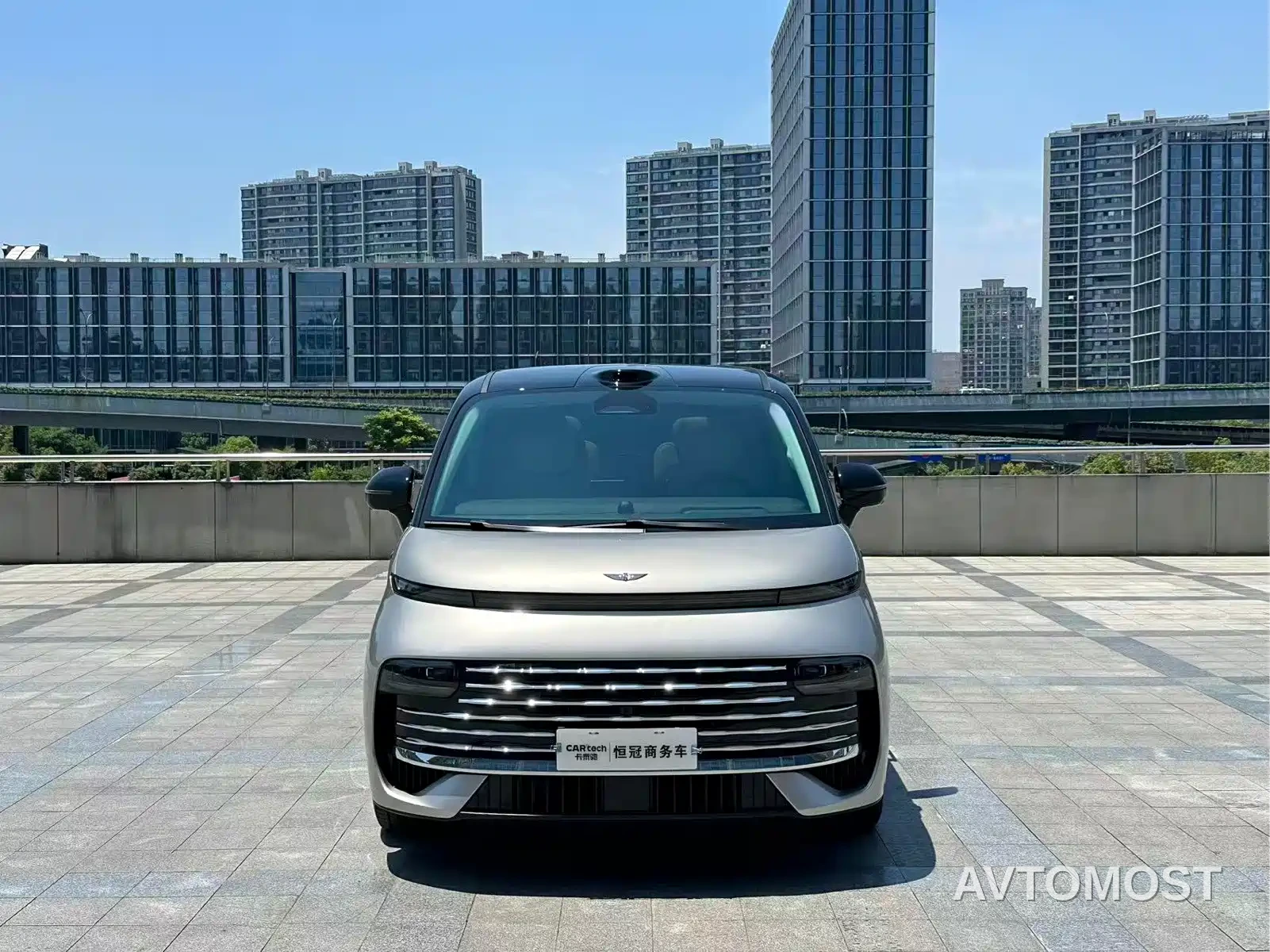 Geely Galaxy V900 2026 Model Base Version 8-Seater — фото 2