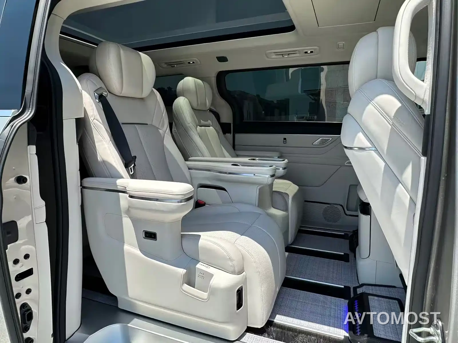 Geely Galaxy V900 2026 Model Base Version 8-Seater — фото 9