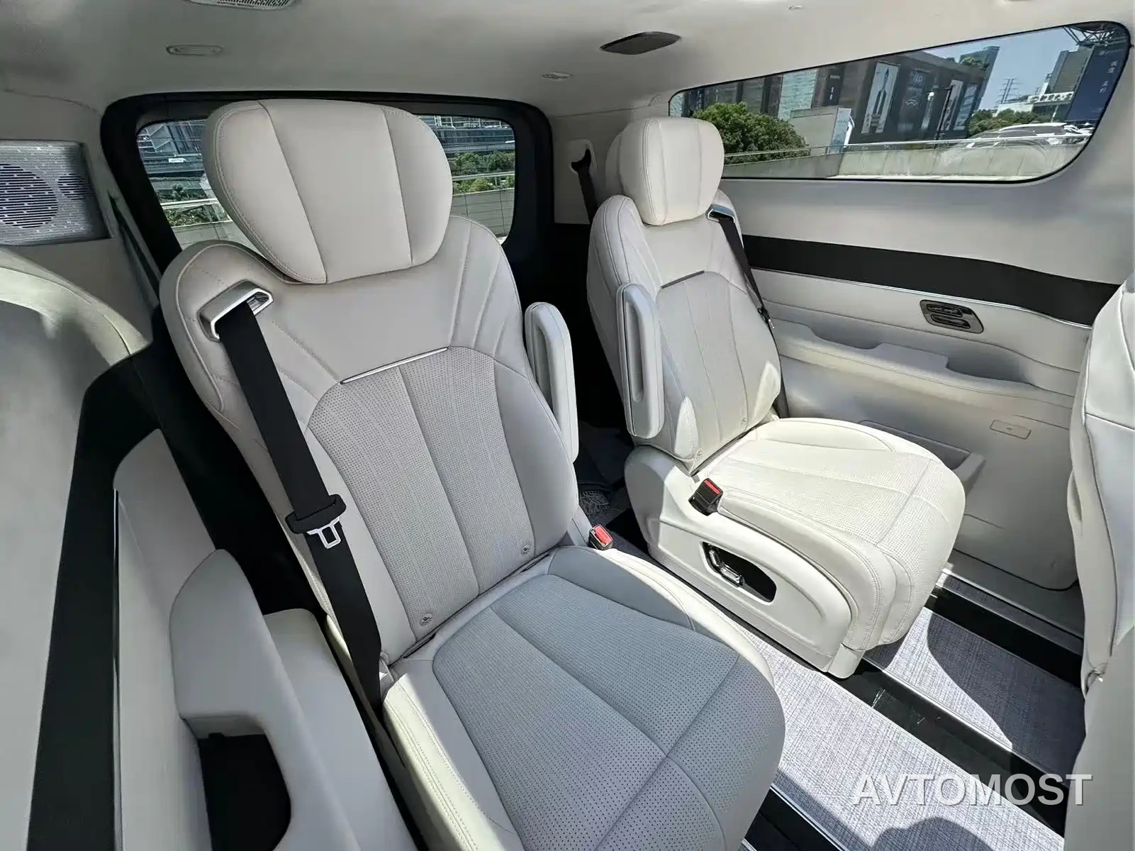 Geely Galaxy V900 2026 Model Base Version 8-Seater — фото 10