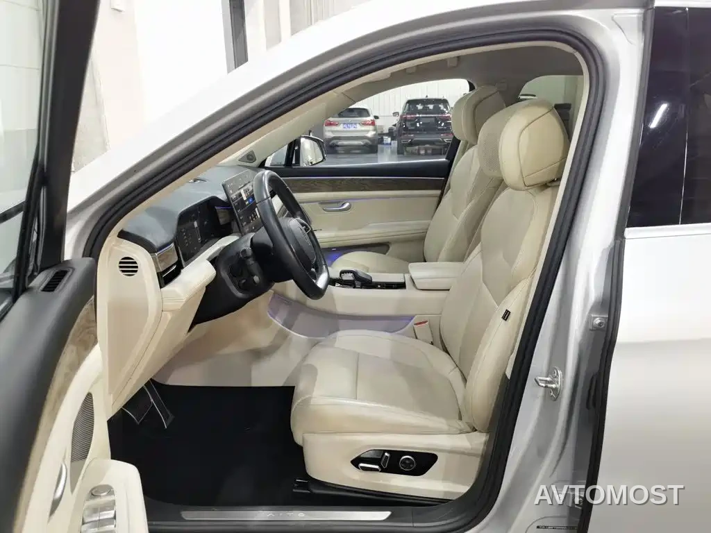 AITO M5 2022 Extended Range AWD Ultimate Edition — фото 8