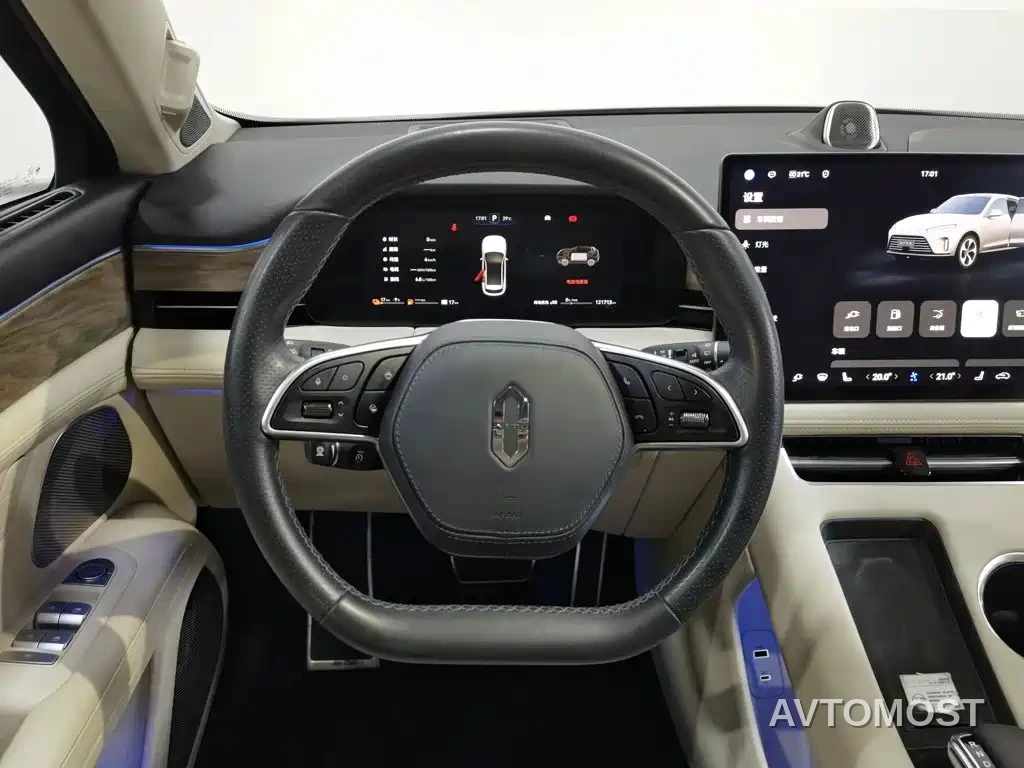 AITO M5 2022 Extended Range AWD Ultimate Edition — фото 9