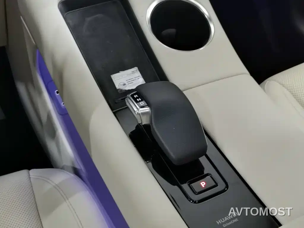 AITO M5 2022 Extended Range AWD Ultimate Edition — фото 11