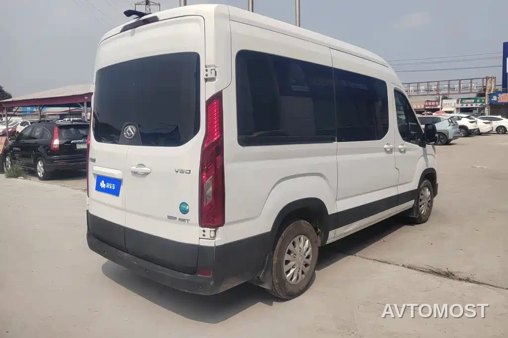 SAIC Maxus Xintu V90 2022 2.0T AMT Yunjie FWD Long Wheelbase High Roof Single Rear Tire 7-Seater — фото 3