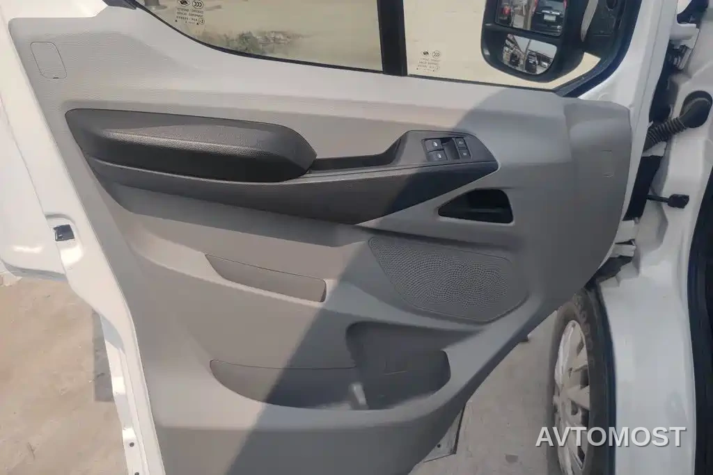 SAIC Maxus Xintu V90 2022 2.0T AMT Yunjie FWD Long Wheelbase High Roof Single Rear Tire 7-Seater — фото 7