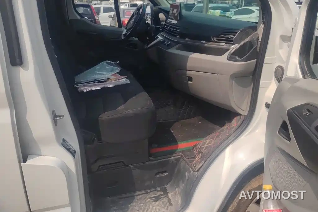 SAIC Maxus Xintu V90 2022 2.0T AMT Yunjie FWD Long Wheelbase High Roof Single Rear Tire 7-Seater — фото 8