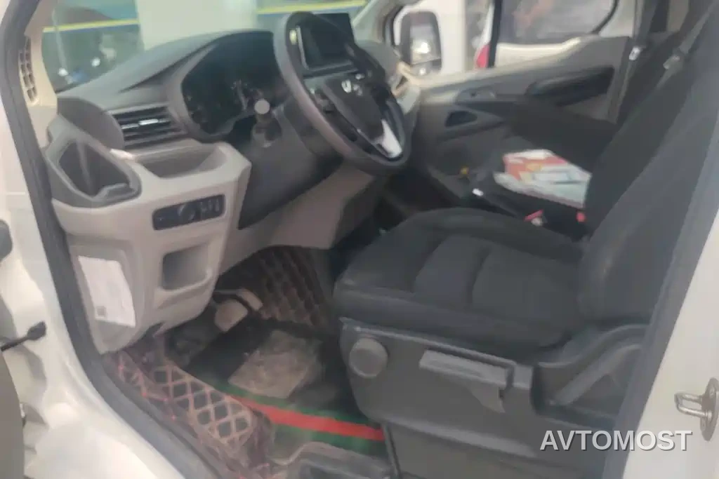 SAIC Maxus Xintu V90 2022 2.0T AMT Yunjie FWD Long Wheelbase High Roof Single Rear Tire 7-Seater — фото 9