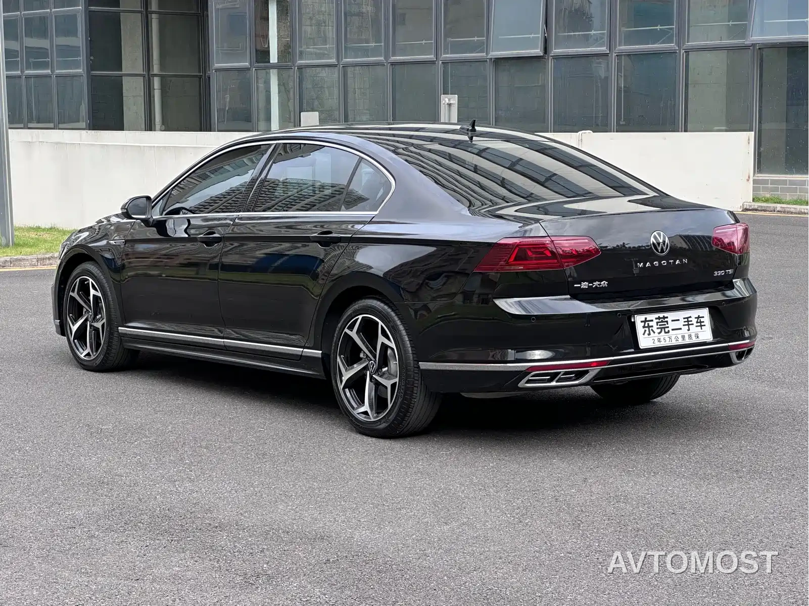 Volkswagen Magotan 2024 2 Million Units Public Sharing Edition 330TSI DSG Luxury — фото 8