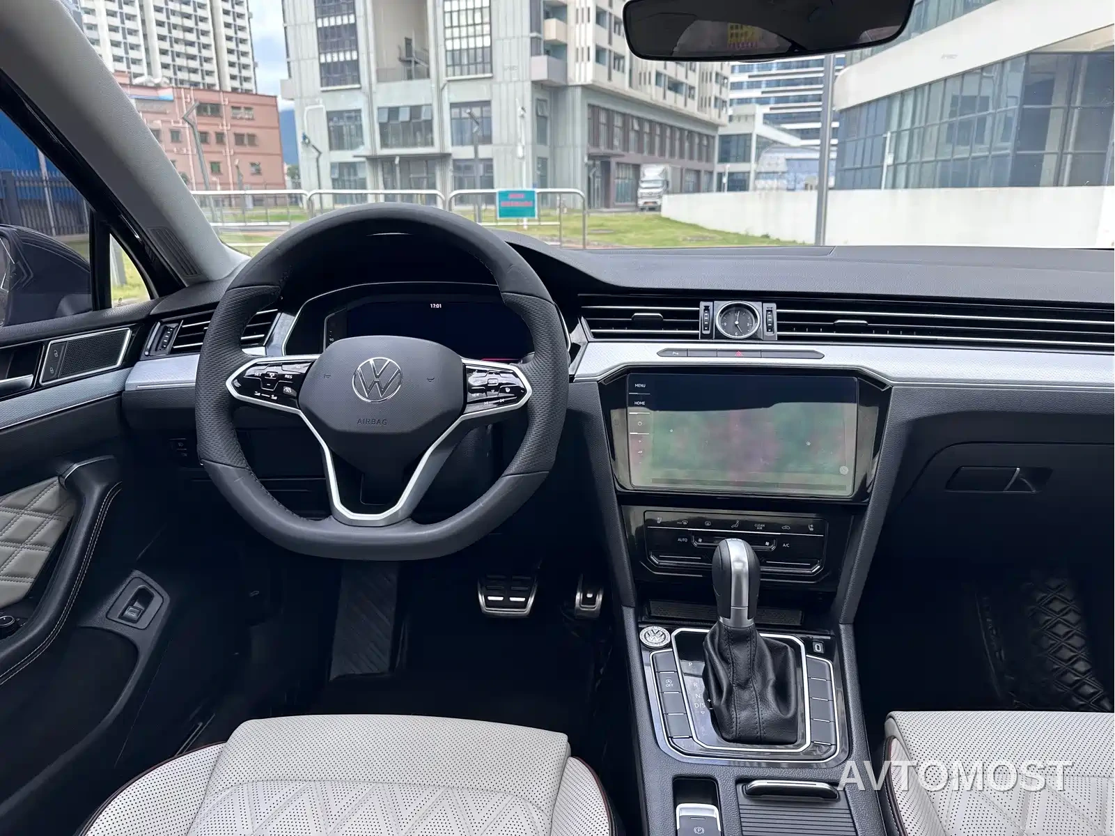 Volkswagen Magotan 2024 2 Million Units Public Sharing Edition 330TSI DSG Luxury — фото 11