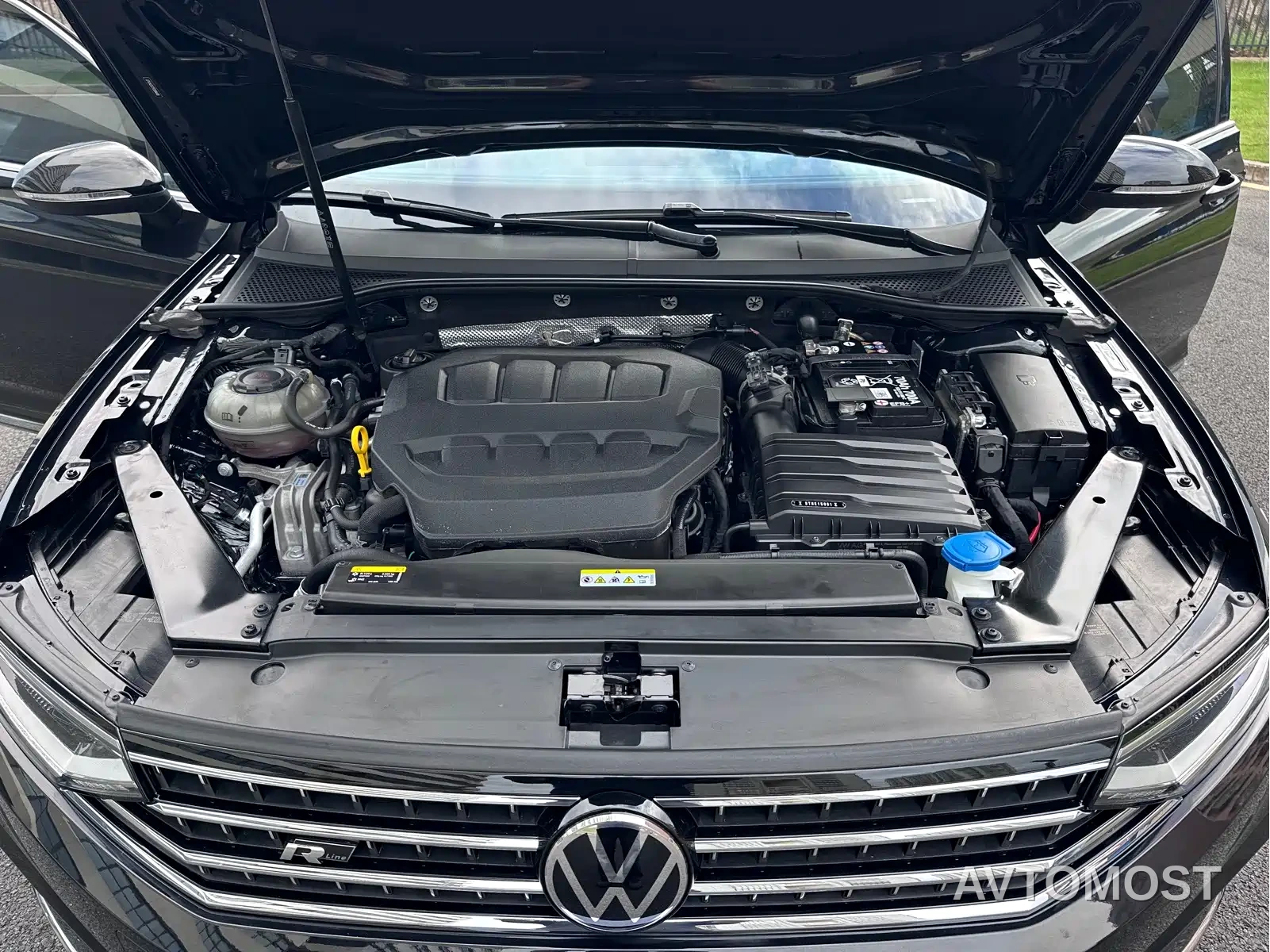 Volkswagen Magotan 2024 2 Million Units Public Sharing Edition 330TSI DSG Luxury — фото 15