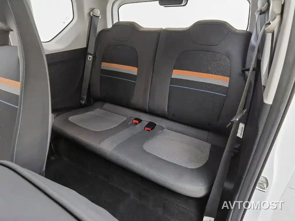 Wuling Motors Hongguang MINIEV 2020 Comfort Edition (LFP Battery) — фото 14