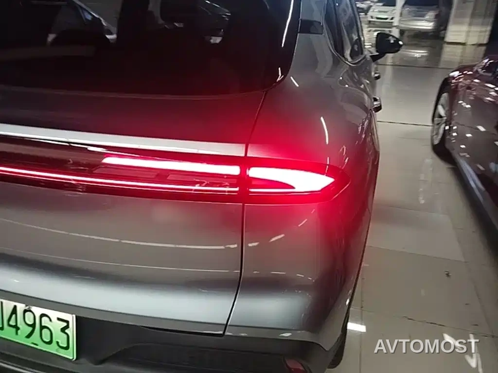 Baojun Yunhai 2024 140km Plug-in Hybrid — фото 8