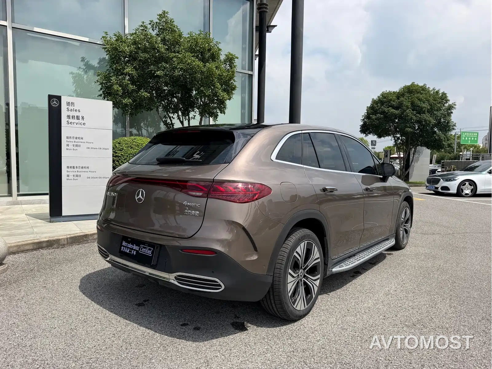 Mercedes-Benz EQE SUV 2023 350 4MATIC Luxury Edition — фото 4
