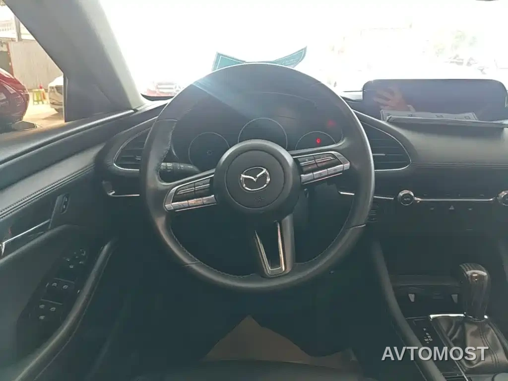 Mazda3 Axela 2022 2.0L Automatic Elegance Edition — фото 4