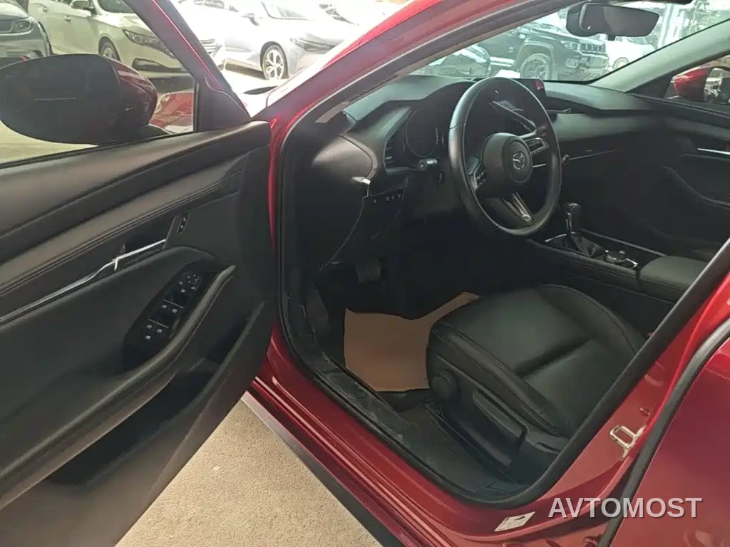Mazda3 Axela 2022 2.0L Automatic Elegance Edition — фото 9