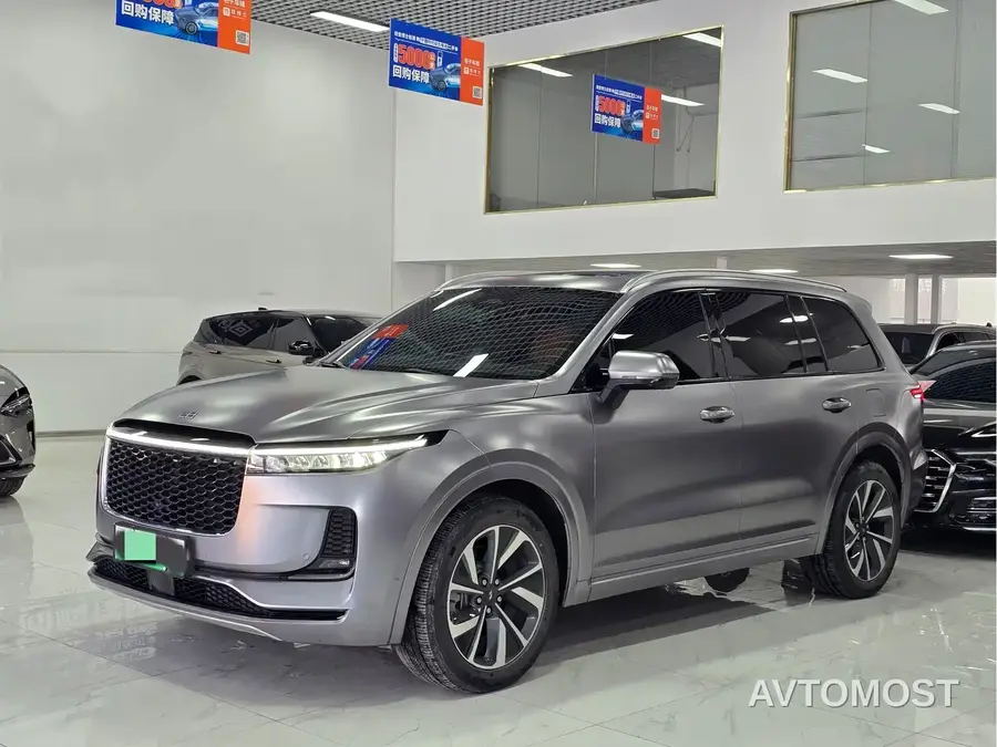 Li ONE 2021 Extended Range 6-Seater