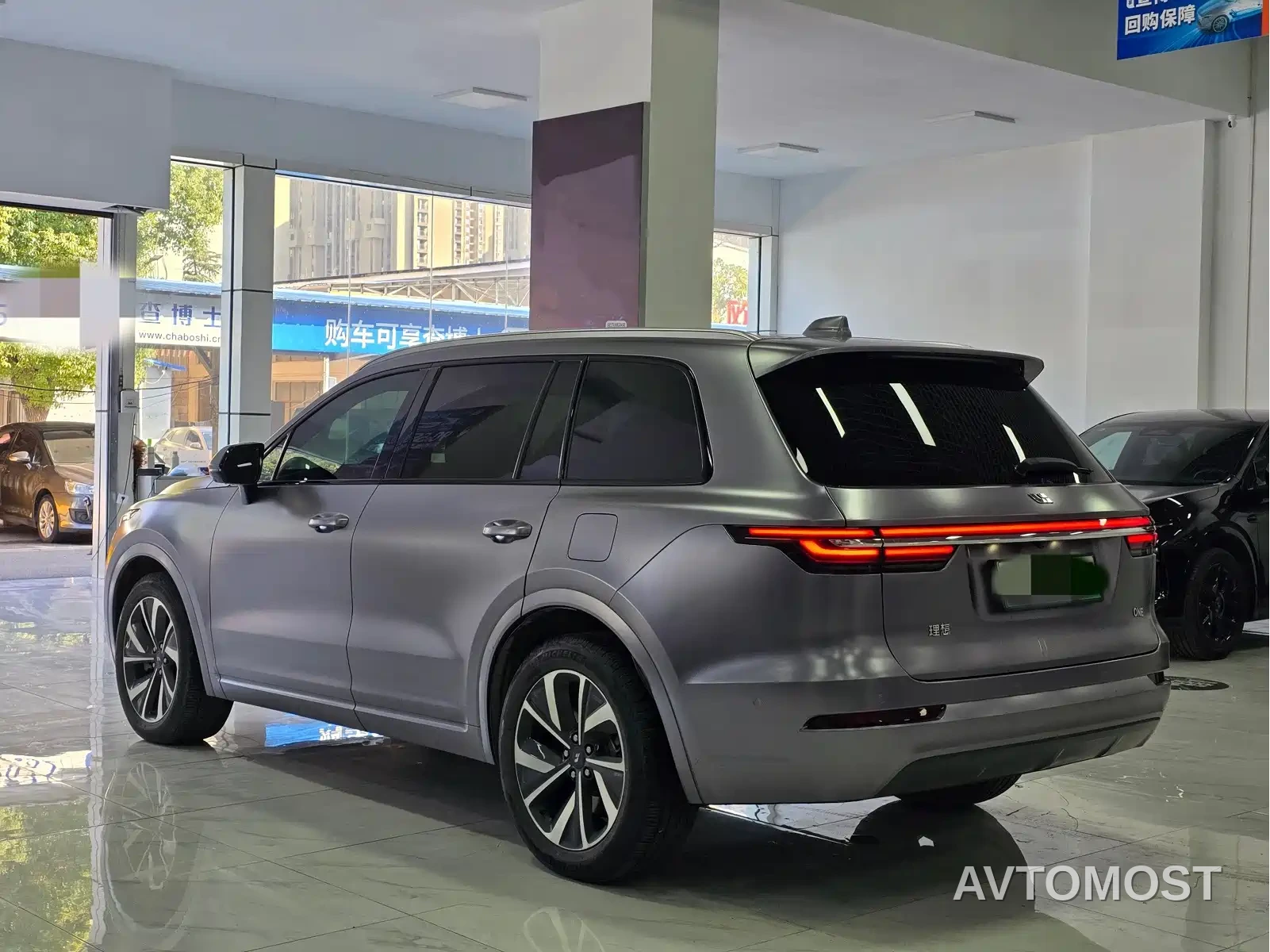 Li ONE 2021 Extended Range 6-Seater — фото 11