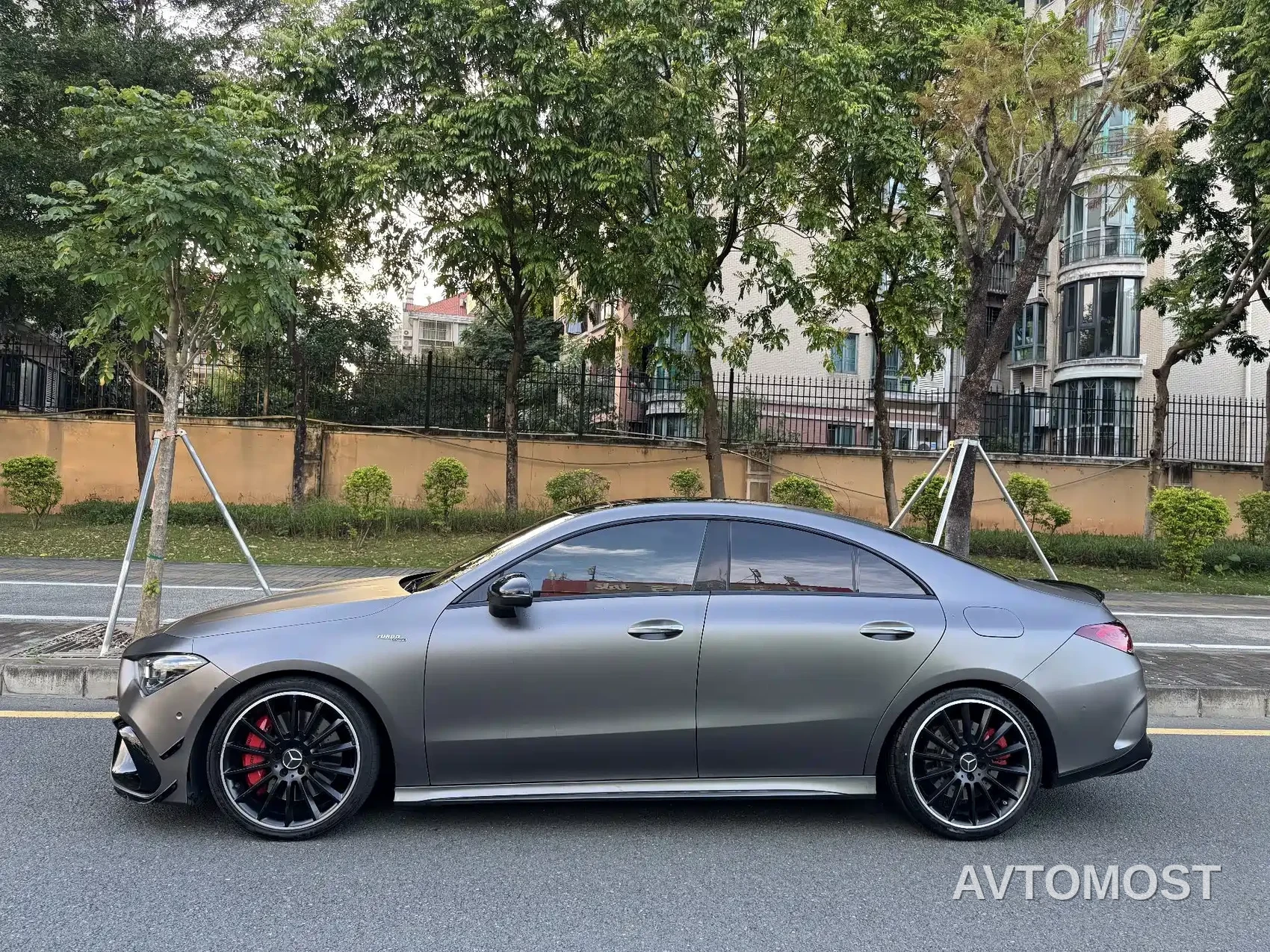 Mercedes-Benz CLA AMG 2022 AMG CLA 35 4MATIC — фото 3