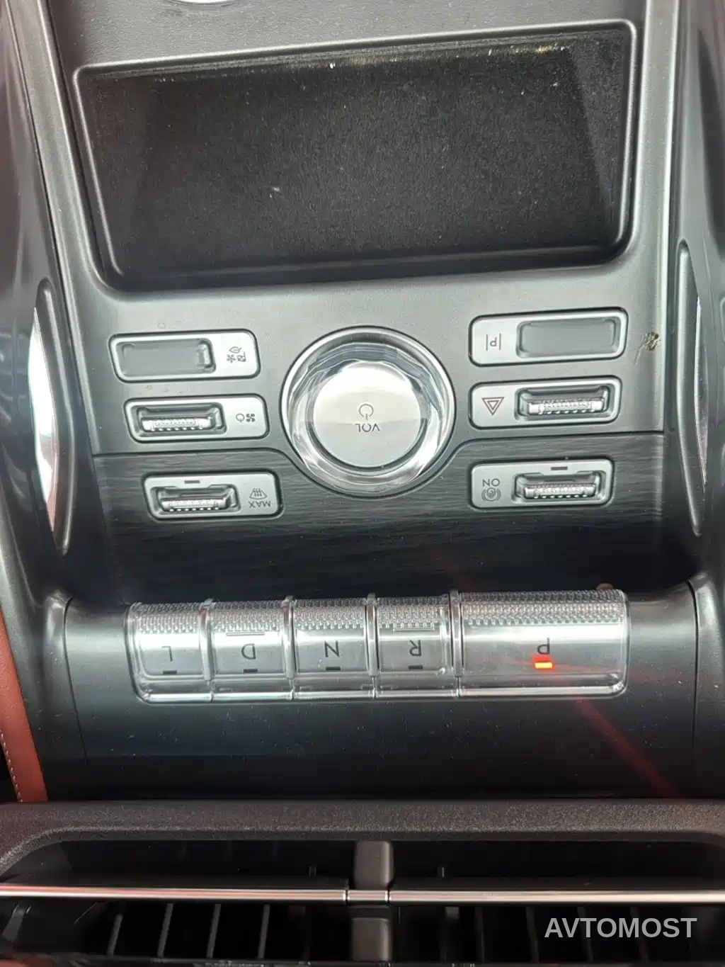 Lincoln Nautilus 2025 2.0T AWD Premium Hybrid — фото 4