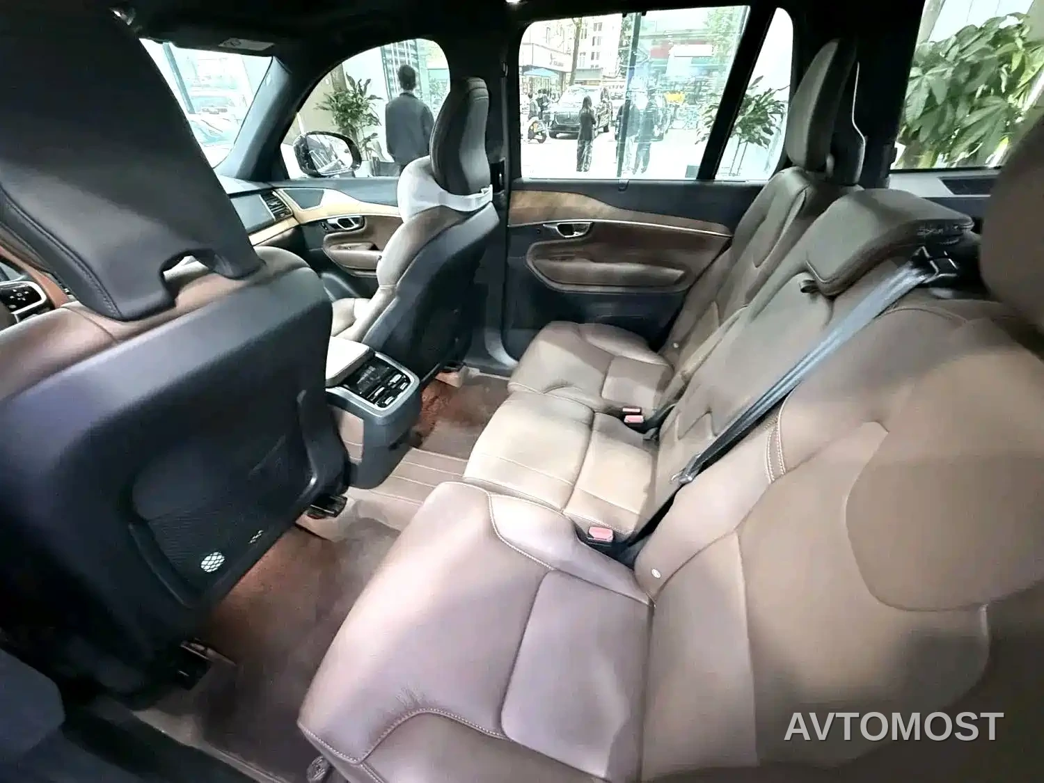 Volvo XC90 2025 B6 Smart Comfort Luxury 7-Seater — фото 5