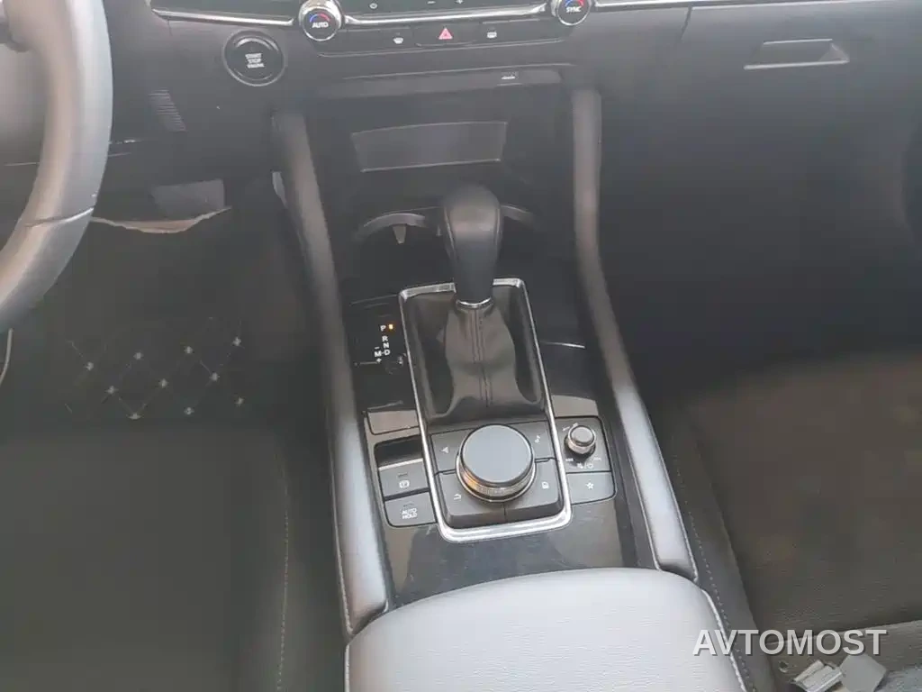 Mazda3 Axela 2021 2.0L Automatic Quality Shine — фото 13