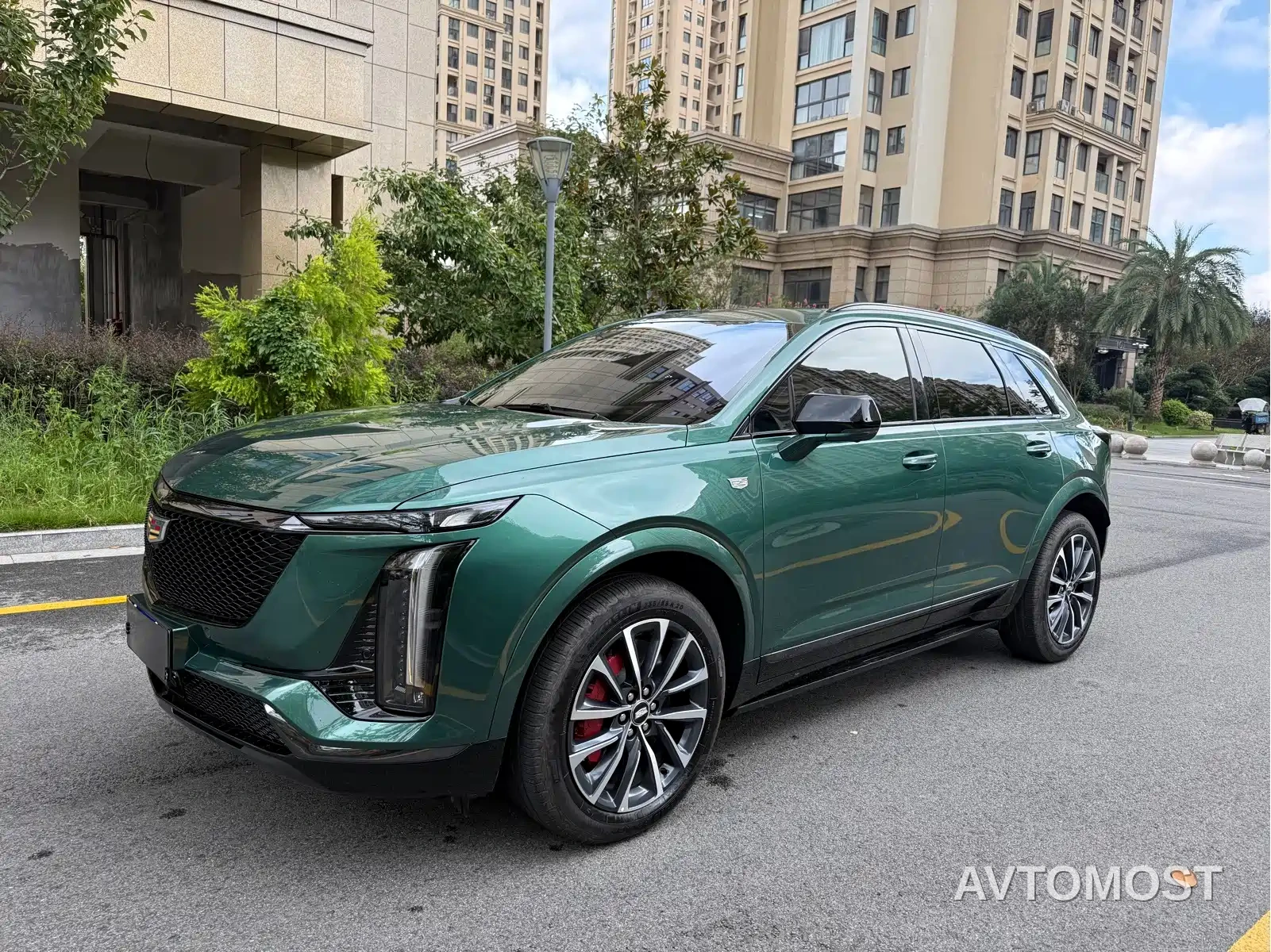 Cadillac XT5 2025 2.0T Premium Model — фото 1