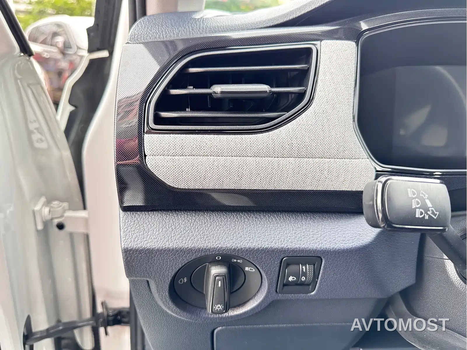 Volkswagen Tharu 2025 New Edge 1.5L Aspiration Edition — фото 13