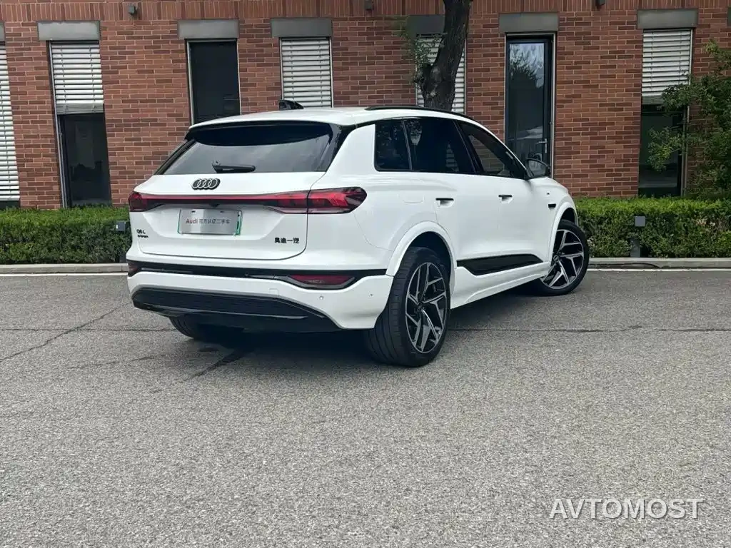 Audi Q6L e-tron 2025 Model Pioneer Edition — фото 2