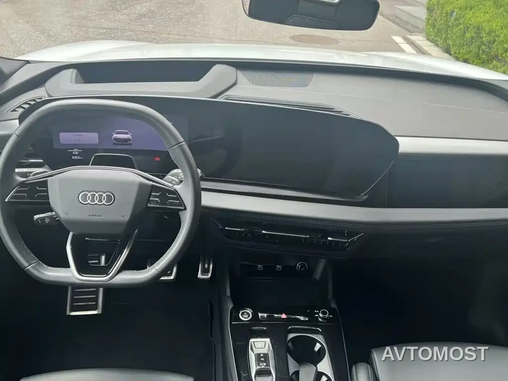 Audi Q6L e-tron 2025 Model Pioneer Edition — фото 4