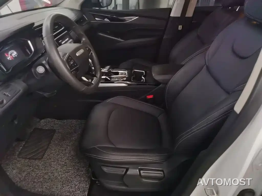 SAIC Maxus EUNIQ 6 2021 1.3T PLUG IN LITE Enjoyment Edition — фото 12